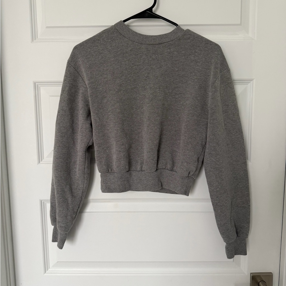 Wild Fable Heather Gray Women's Crew Neck Sweater